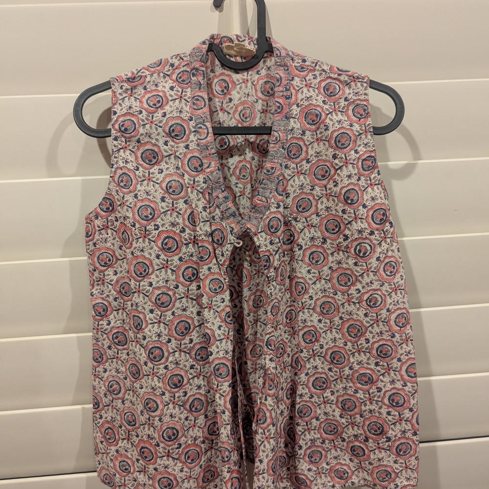 Floral Sleeveless Blouse - Pink and Blue